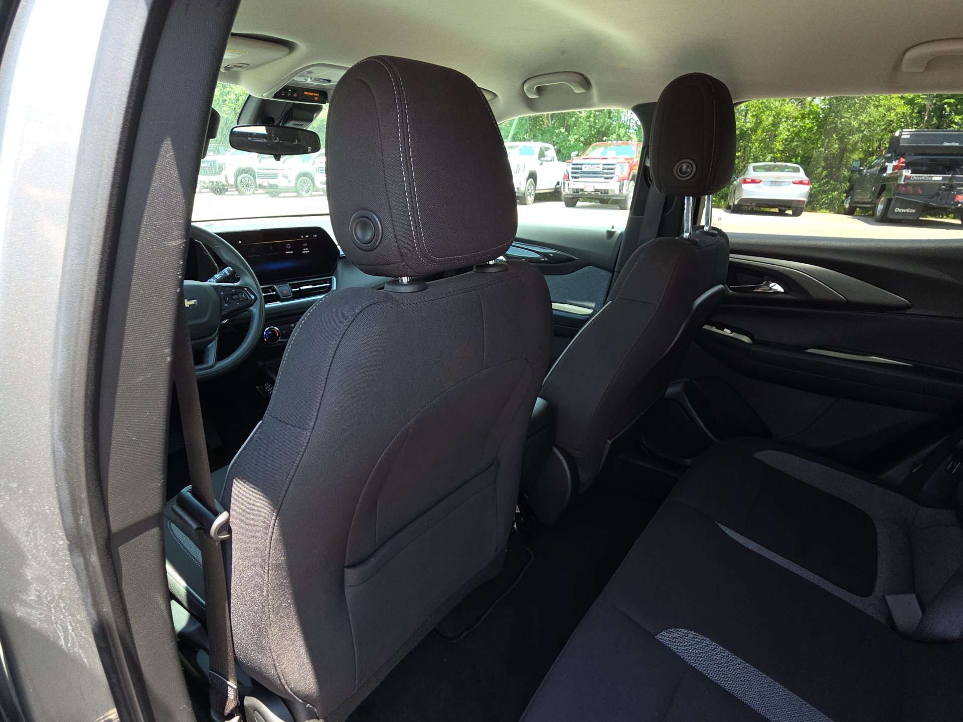 2024 Chevrolet TrailBlazer LS - Photo 27