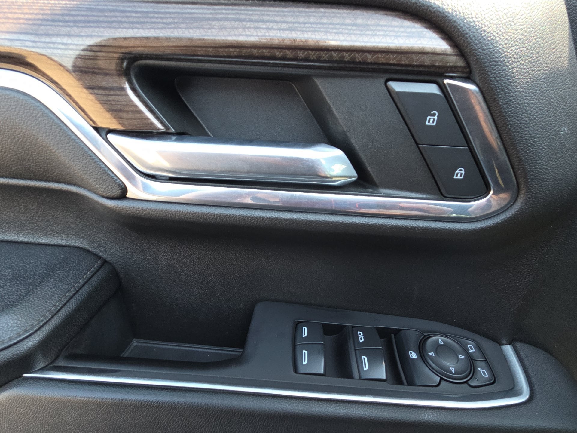 2023 Chevrolet Silverado 1500 LT - Photo 15