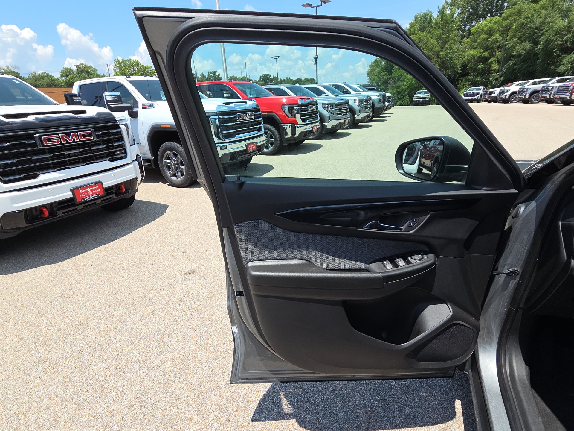2024 Chevrolet TrailBlazer LS - Photo 12
