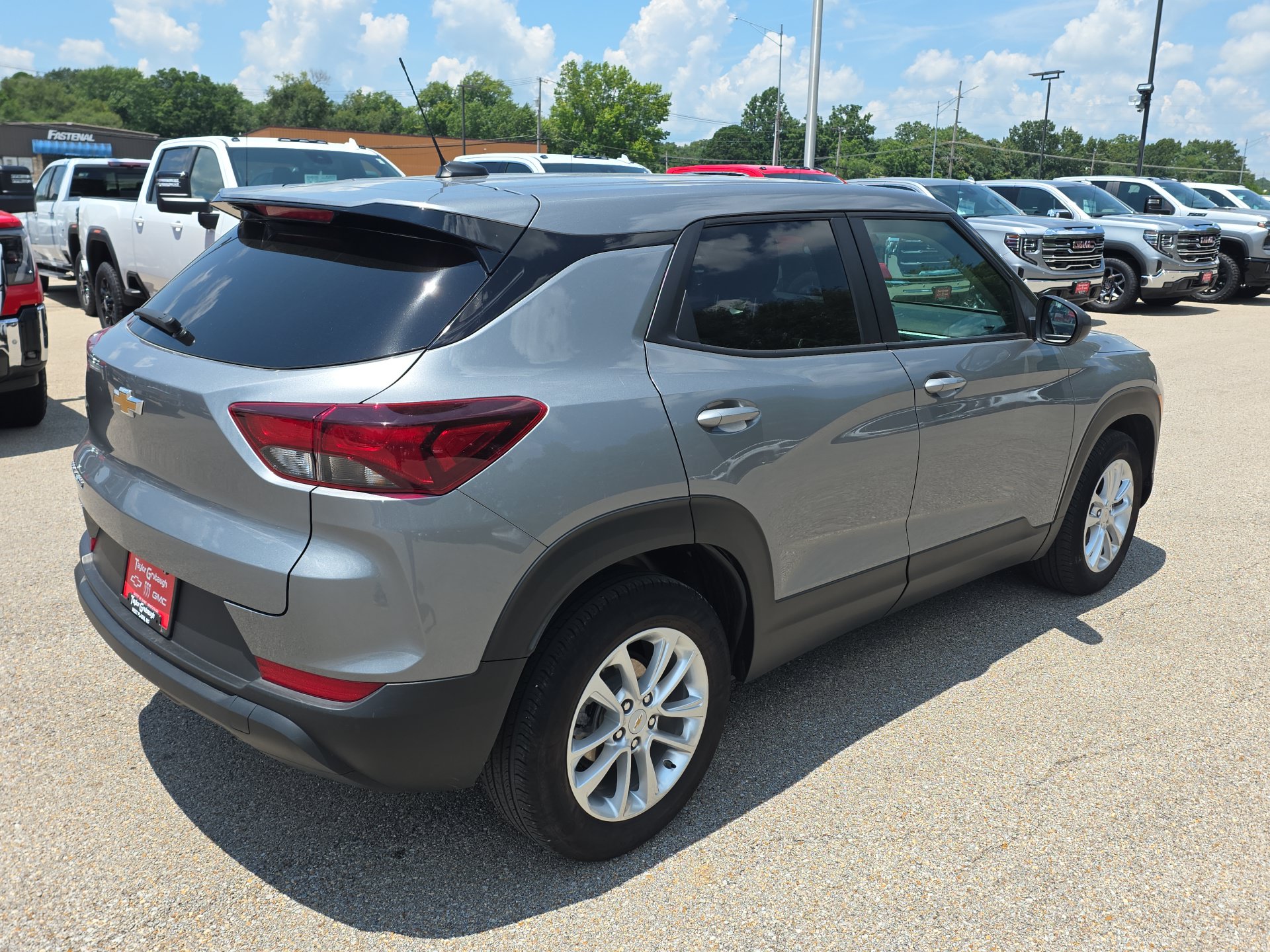 2024 Chevrolet TrailBlazer LS - Photo 8
