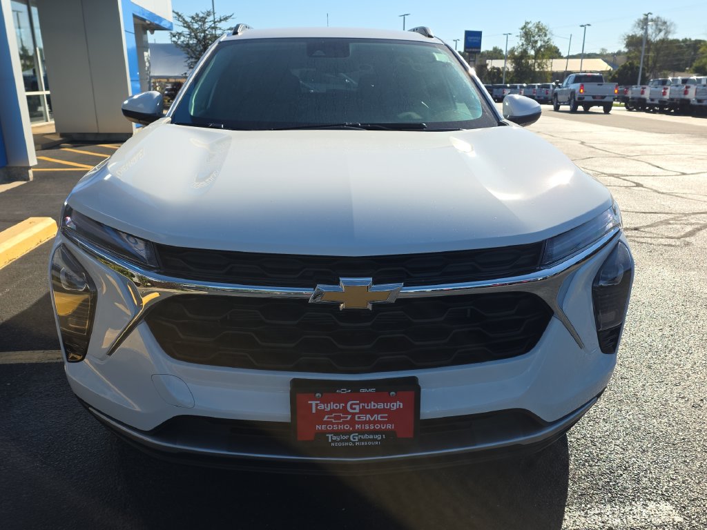 New 2026 Chevrolet Trax LT SUV