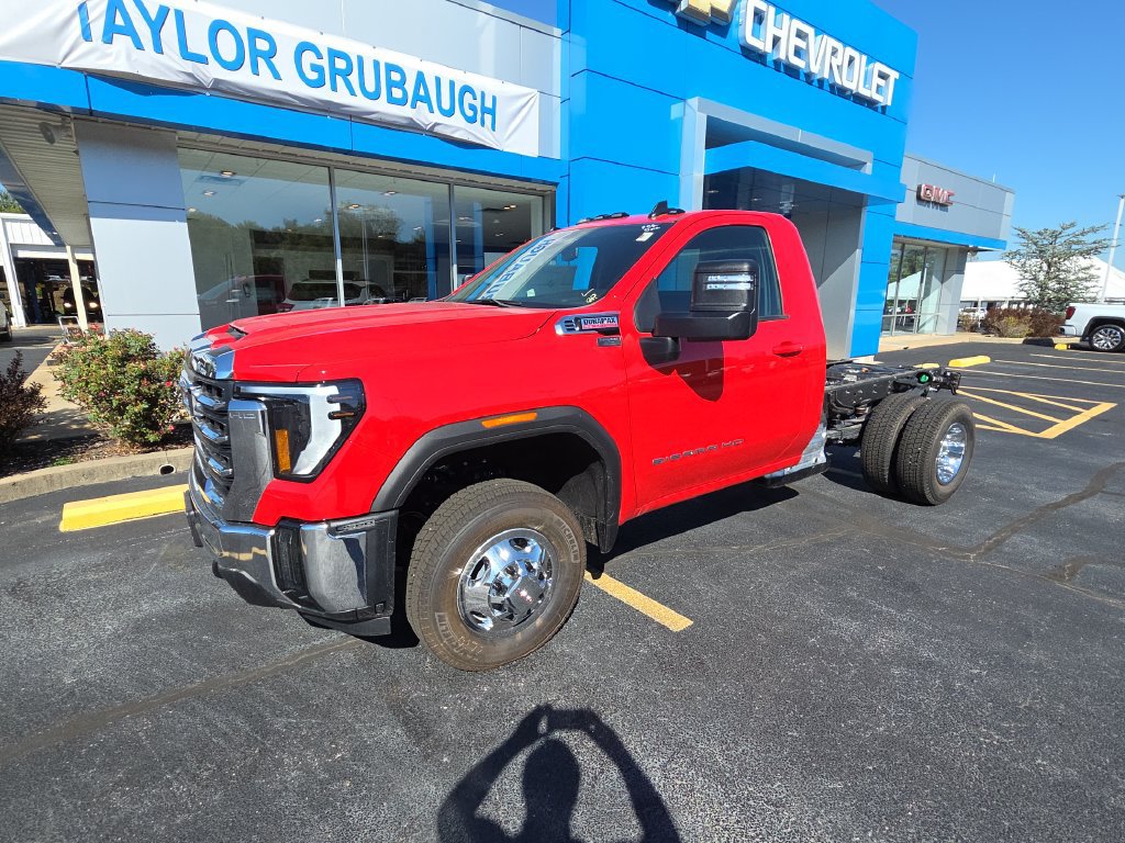 New 2026 GMC Sierra 3500 HD Chassis Cab SLE Truck