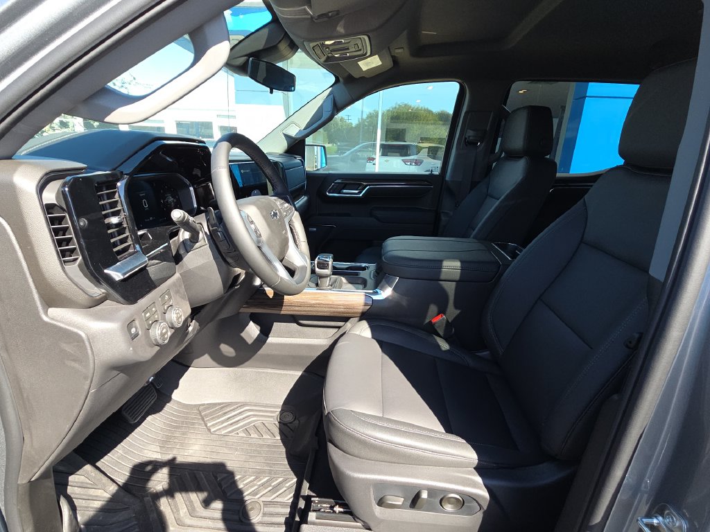 2026 Chevrolet Silverado 1500 LT Trail Boss - Photo 16