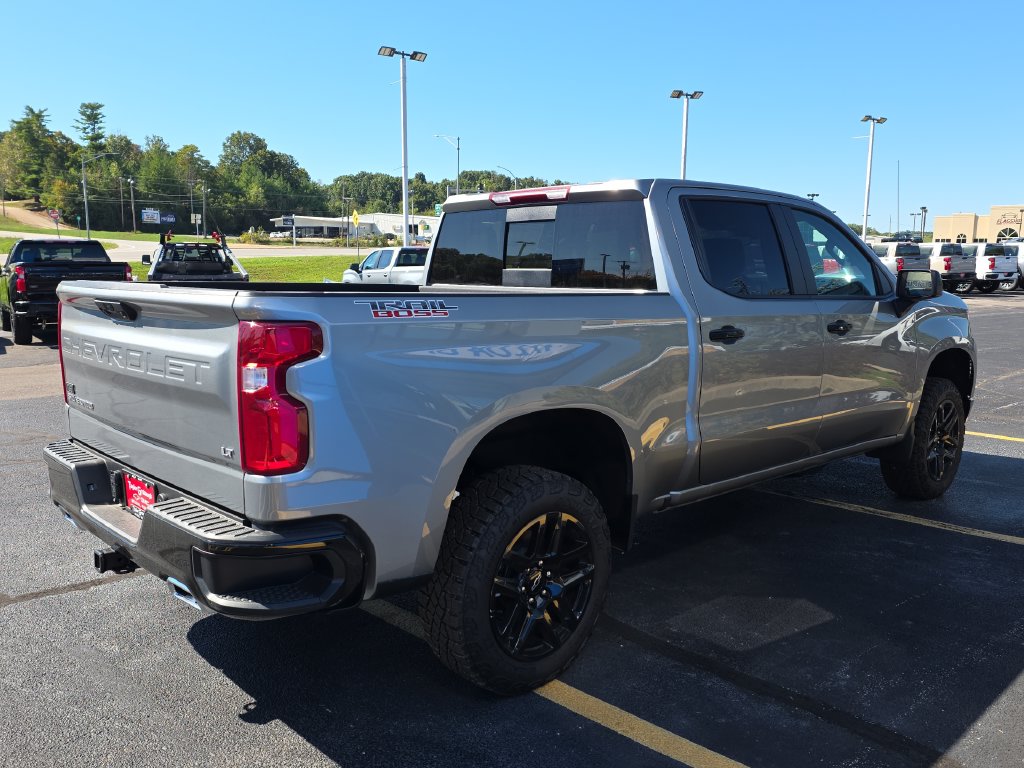 2026 Chevrolet Silverado 1500 LT Trail Boss - Photo 9