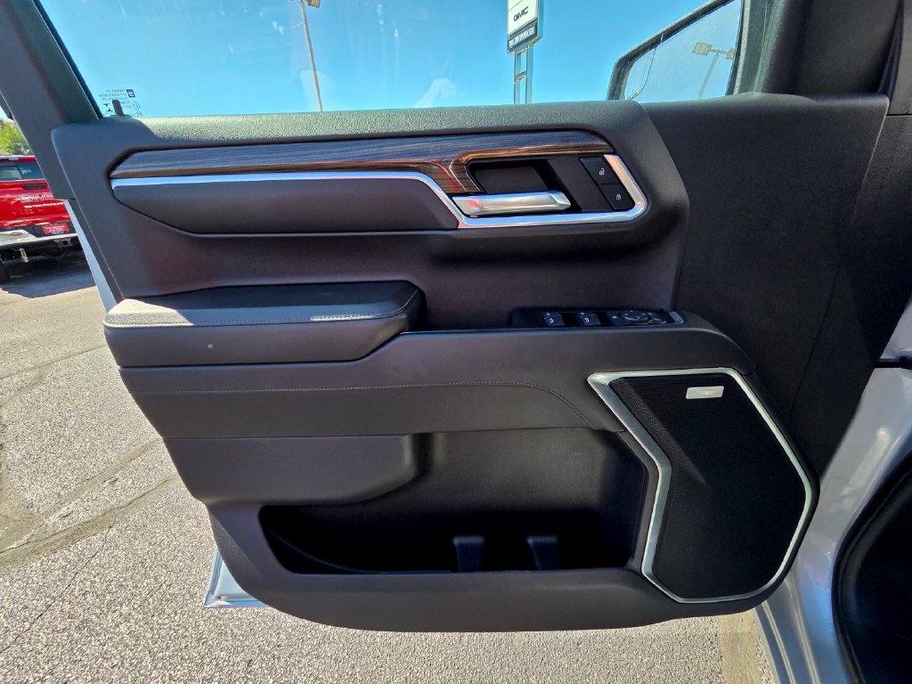2022 Chevrolet Silverado 1500 RST - Photo 13