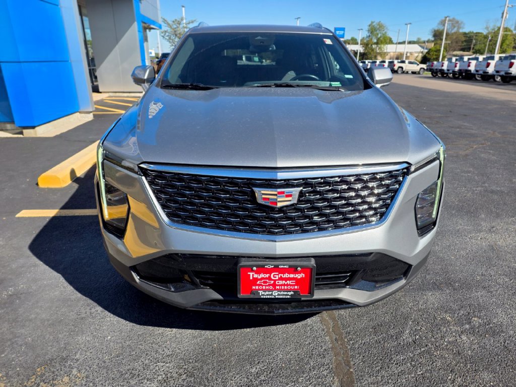 Used 2025 CADILLAC XT4 Premium Luxury SUV