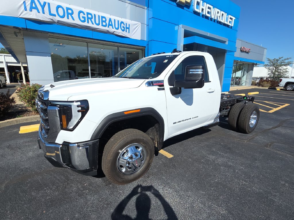 New 2026 GMC Sierra 3500 HD Chassis Cab SLE Truck