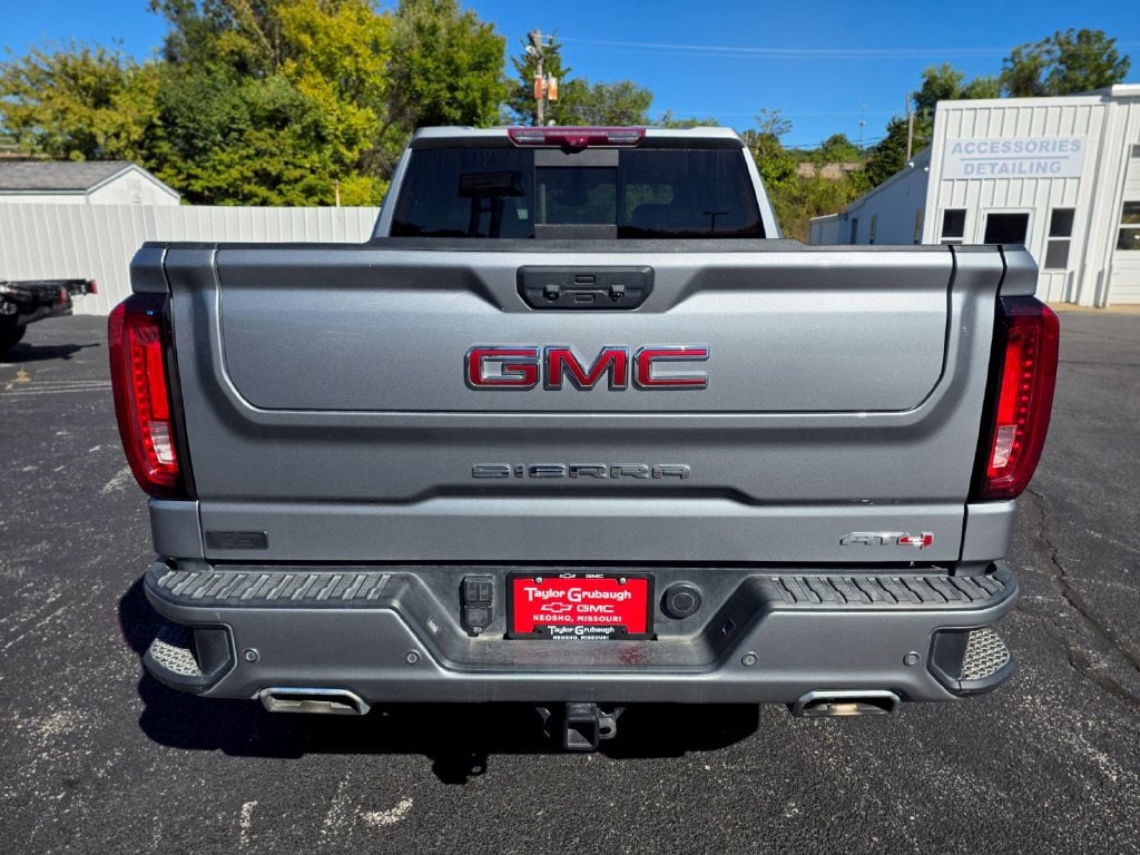 2024 GMC Sierra 1500 AT4 - Photo 7