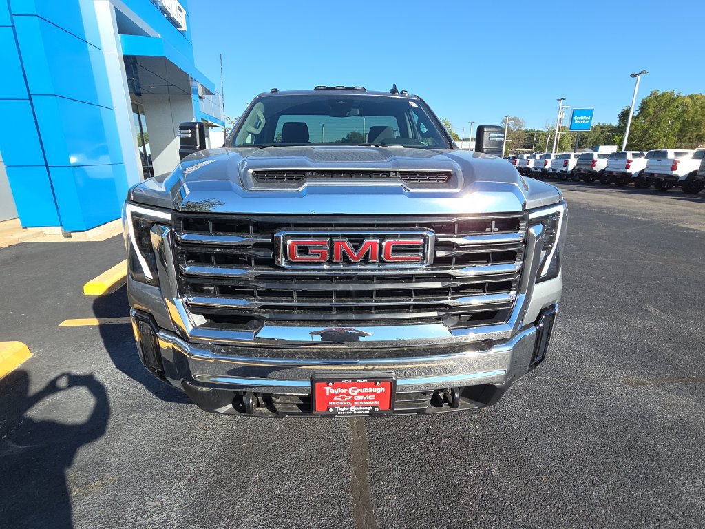 New 2026 GMC Sierra 3500 HD Chassis Cab SLE Truck
