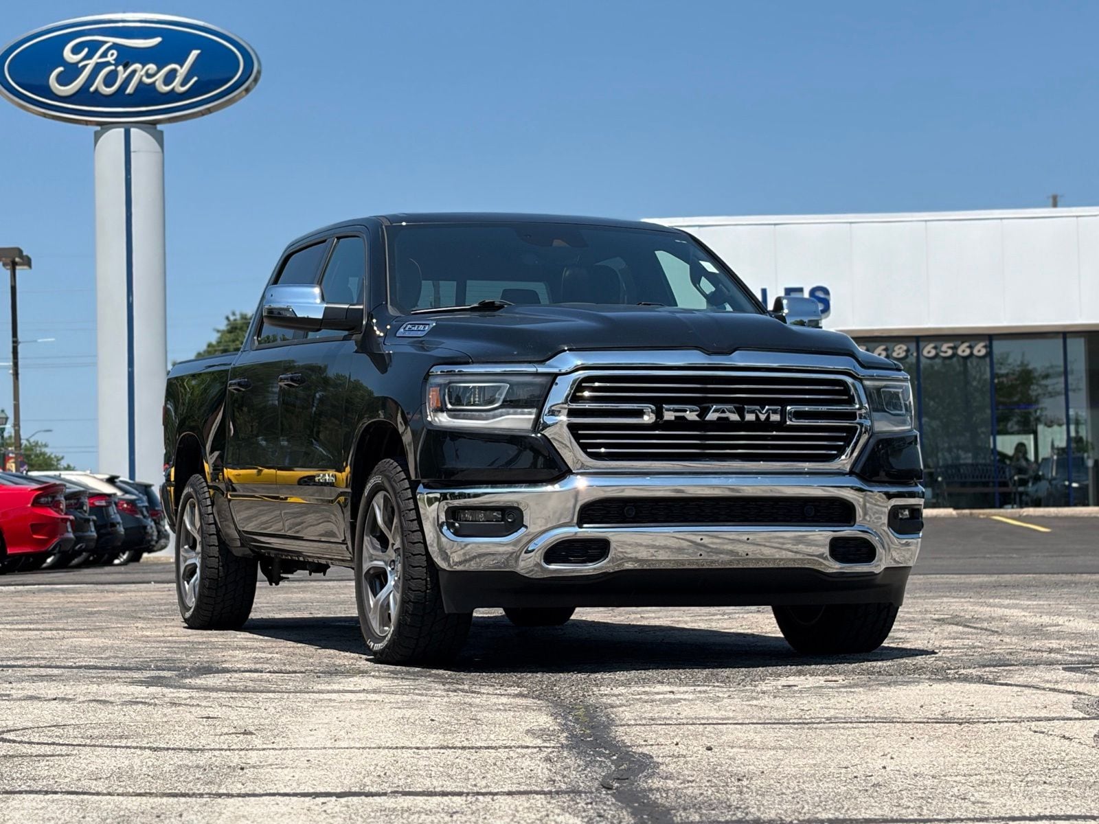 2023 RAM 1500 Pickup Laramie