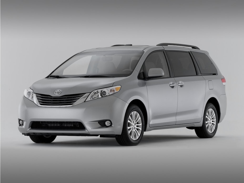 Used 2014 Toyota Sienna XLE Van