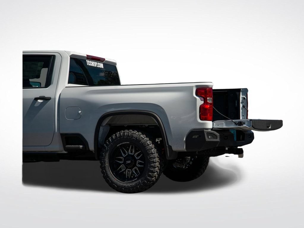 2026 Chevrolet Silverado 2500 HD Custom - Photo 9