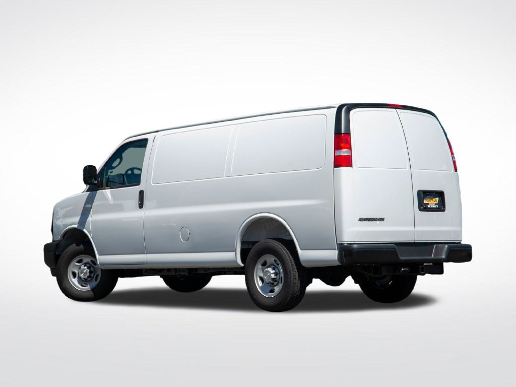 2025 Chevrolet Express Cargo Work Van - Photo 8