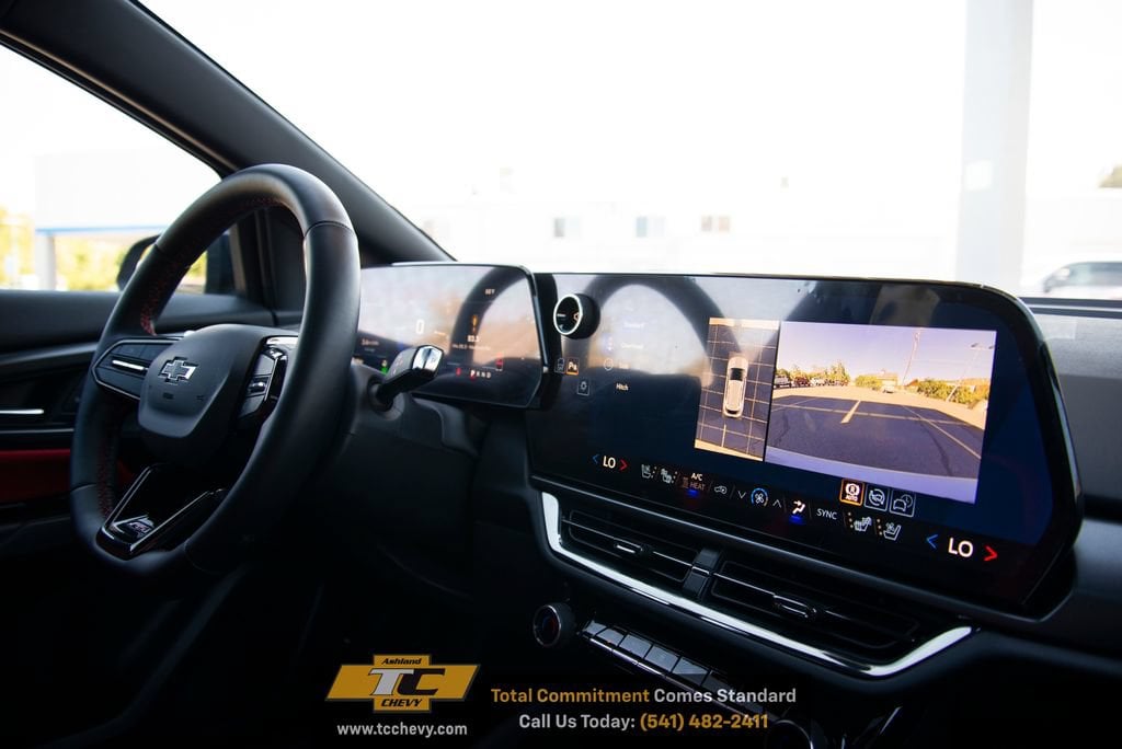 2026 Chevrolet Equinox EV RS - Photo 17