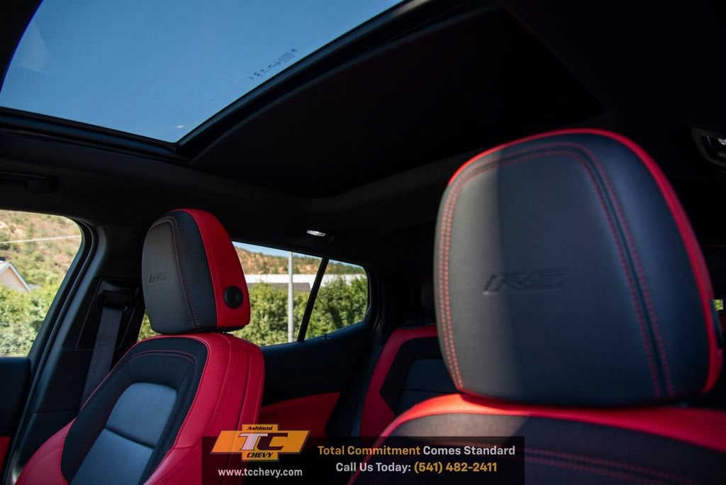 2026 Chevrolet Equinox EV RS - Photo 11