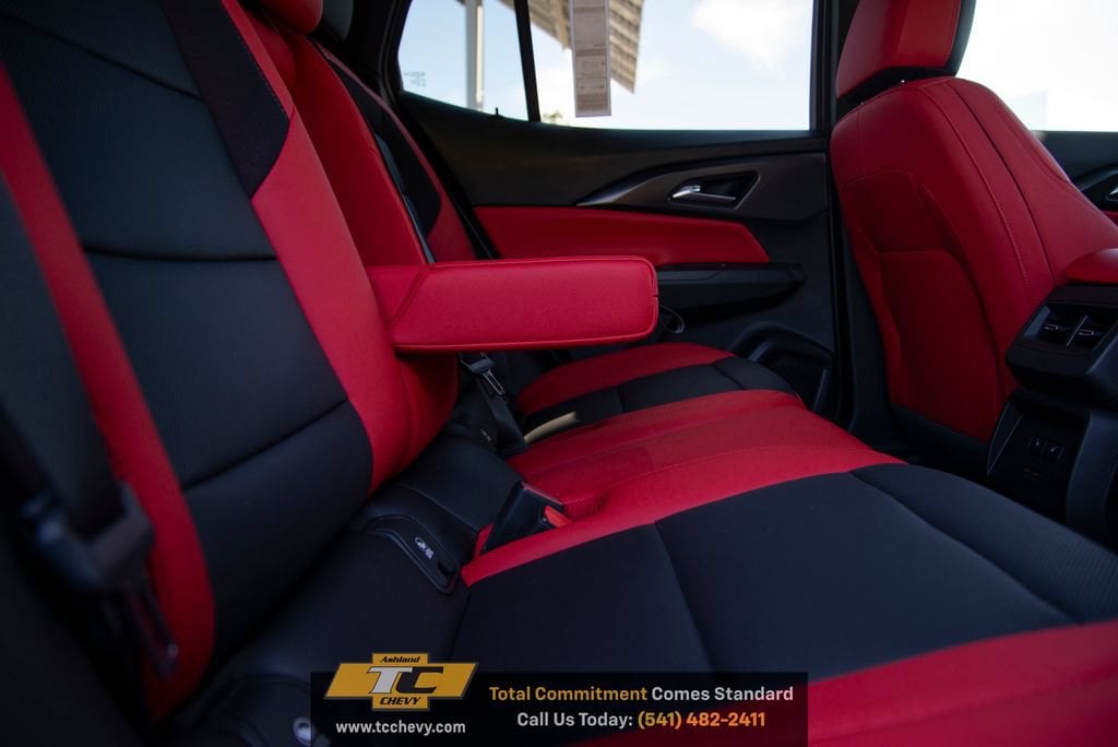 2026 Chevrolet Equinox EV RS - Photo 13
