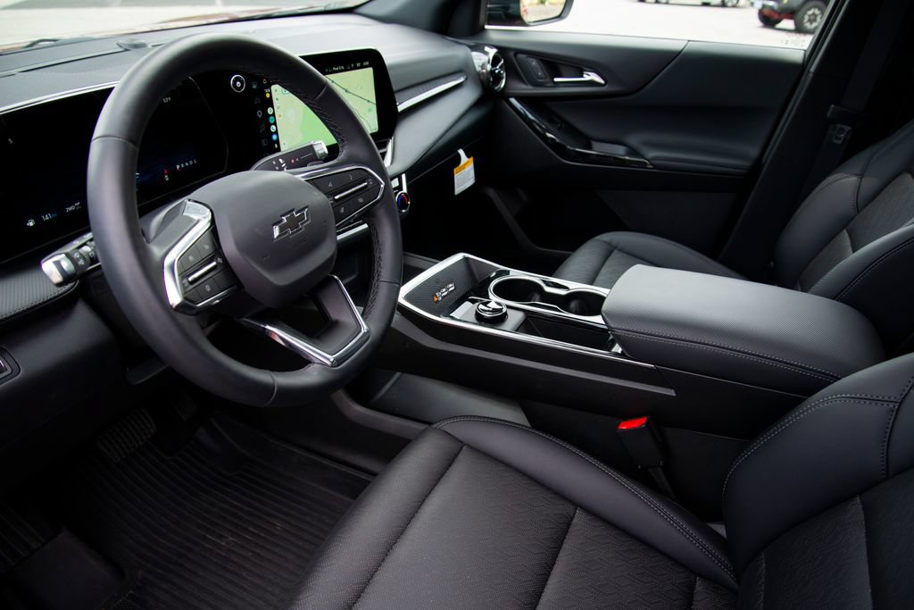 2026 Chevrolet Equinox LT - Photo 8