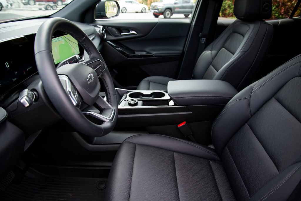 2026 Chevrolet Equinox LT - Photo 9