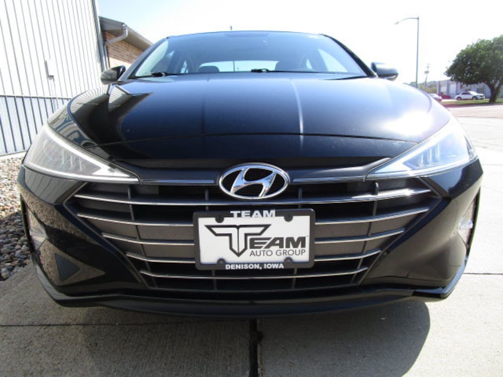 Used 2019 Hyundai Elantra SE SE Manual