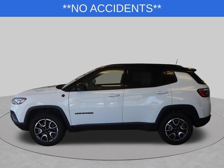 2025 Jeep Compass Trailhawk SUV