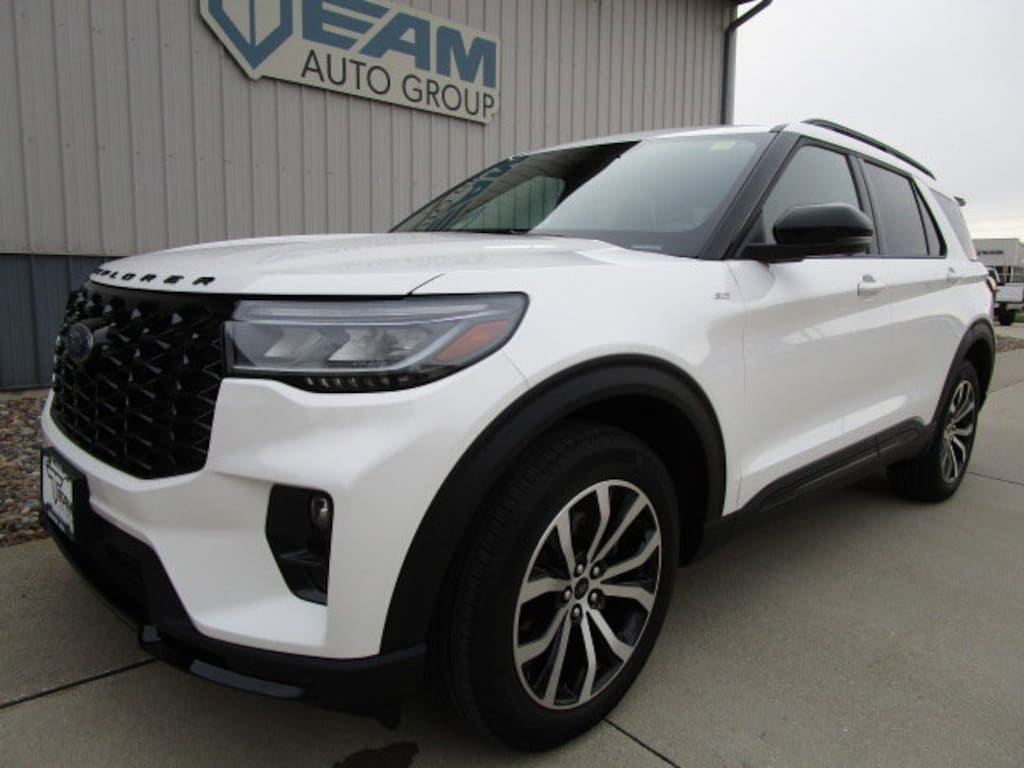 Used 2025 Ford Explorer ST-Line SUV