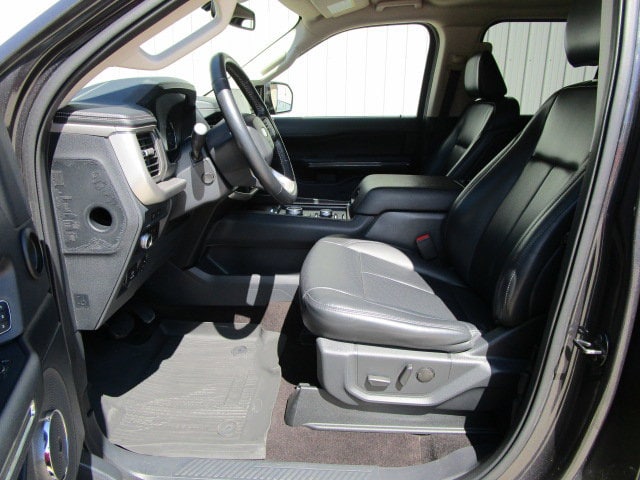 2022 Ford Expedition XLT - Photo 10
