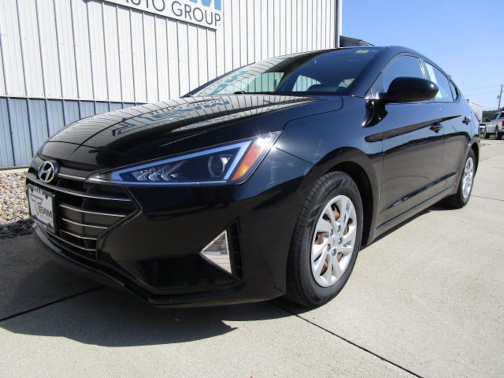Used 2019 Hyundai Elantra SE Sedan
