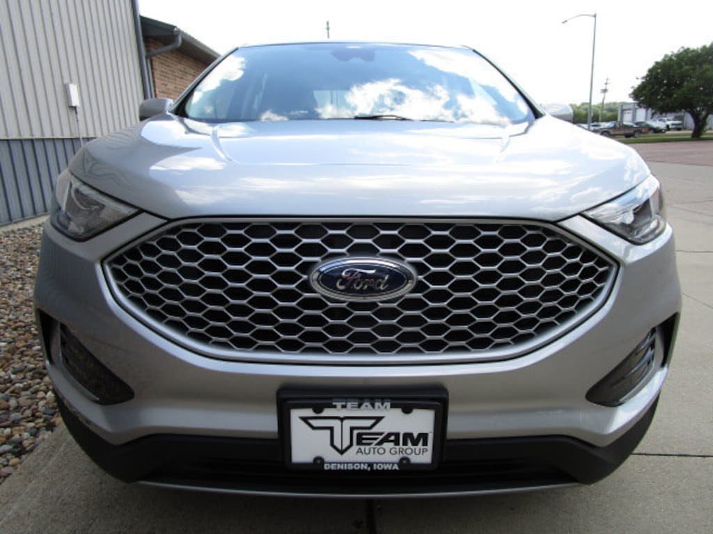 Used 2024 Ford Edge SUV