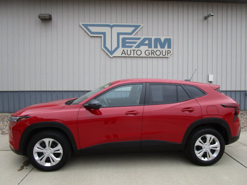 Used 2026 Chevrolet Trax LS SUV