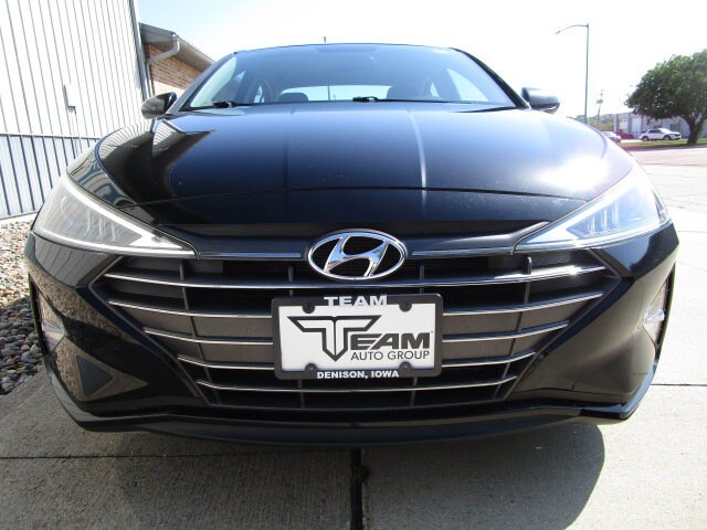 Used 2019 Hyundai Elantra SE with VIN KMHD74LFXKU760285 for sale in Denison, IA