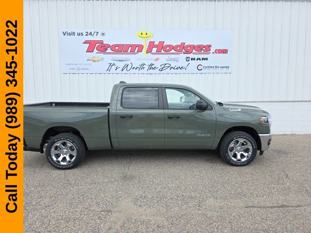 2026 Ram 1500 BIG HORN CREW CAB 4X4 6'4 BOX Pickup