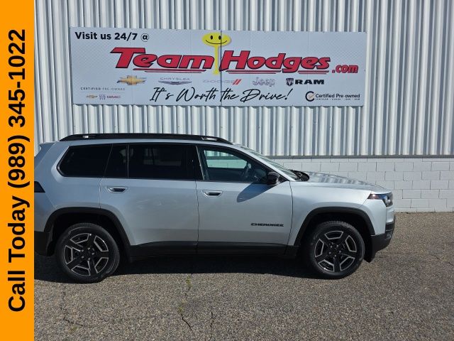 2026 Jeep Cherokee Laredo