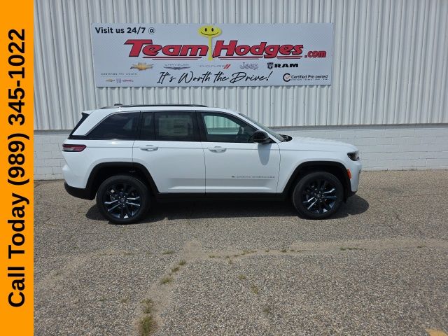 2026 Jeep Grand Cherokee 85th Anniversary Edition