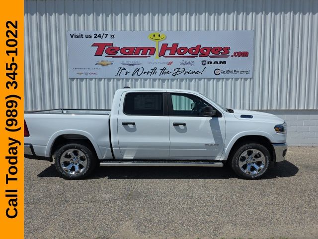 2026 Ram 1500 BIG HORN CREW CAB 4X4 5'7 BOX Pickup