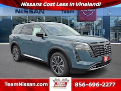 2026 Nissan Pathfinder Platinum SUV