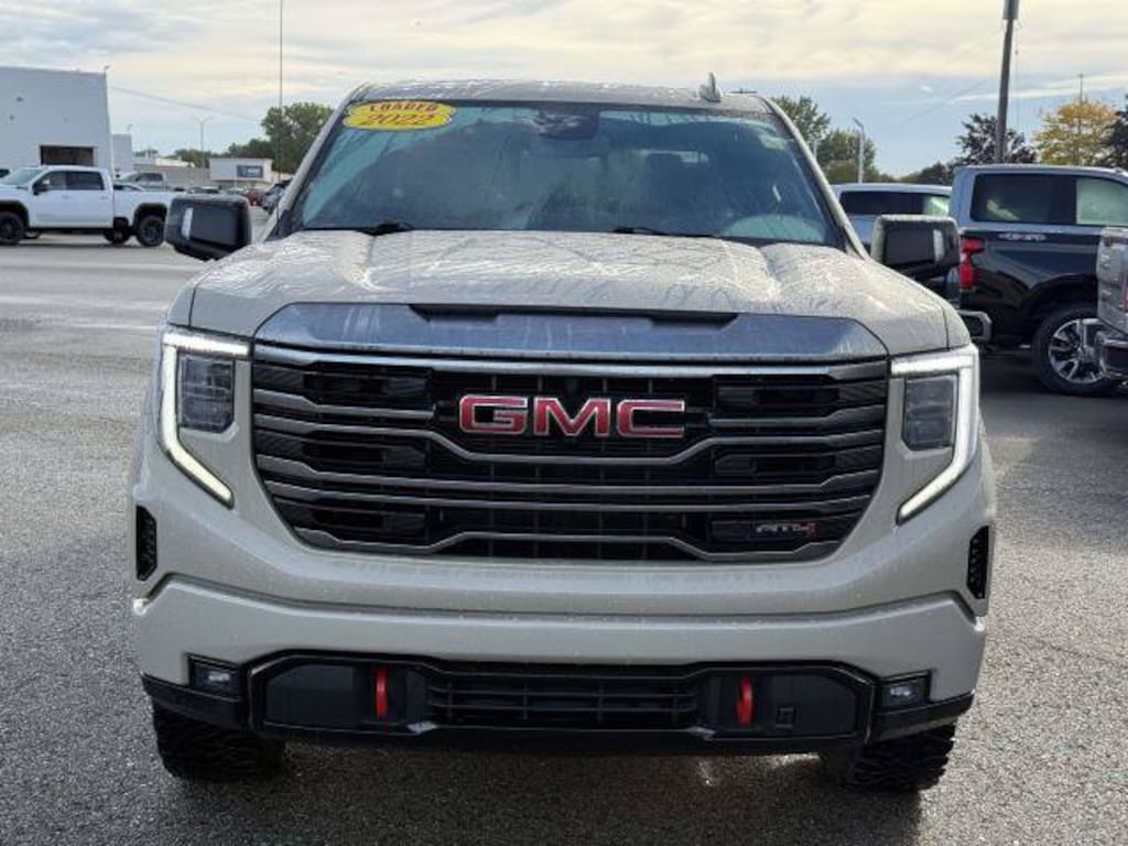 Used 2022 GMC Sierra 1500 AT4 Truck Crew Cab