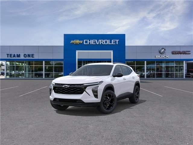 2026 Chevrolet Trax LT - Photo 8