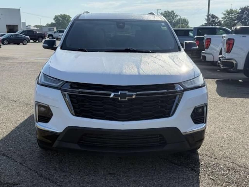 Used 2023 Chevrolet Traverse Premier SUV