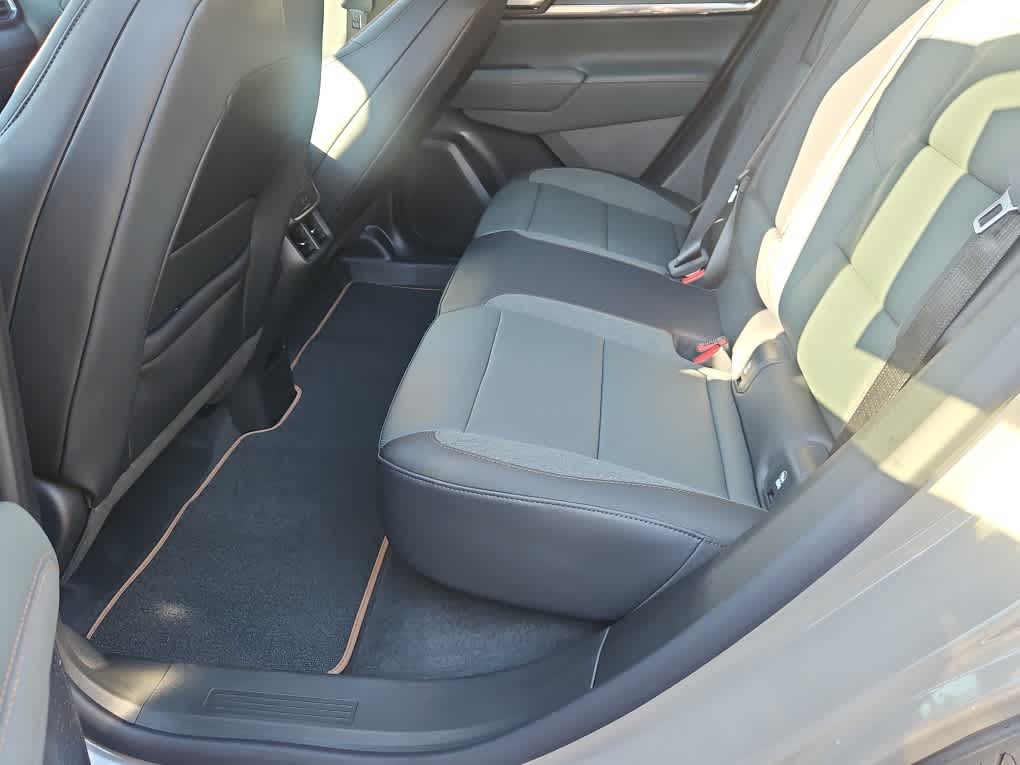 2027 GMC Terrain AT4 - Photo 19