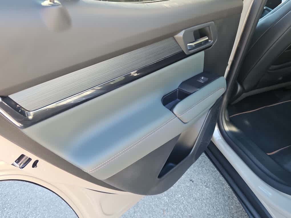 2027 GMC Terrain AT4 - Photo 18