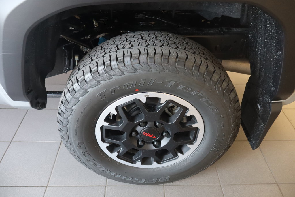 2026 Toyota Tacoma TRD Off Road - Photo 9