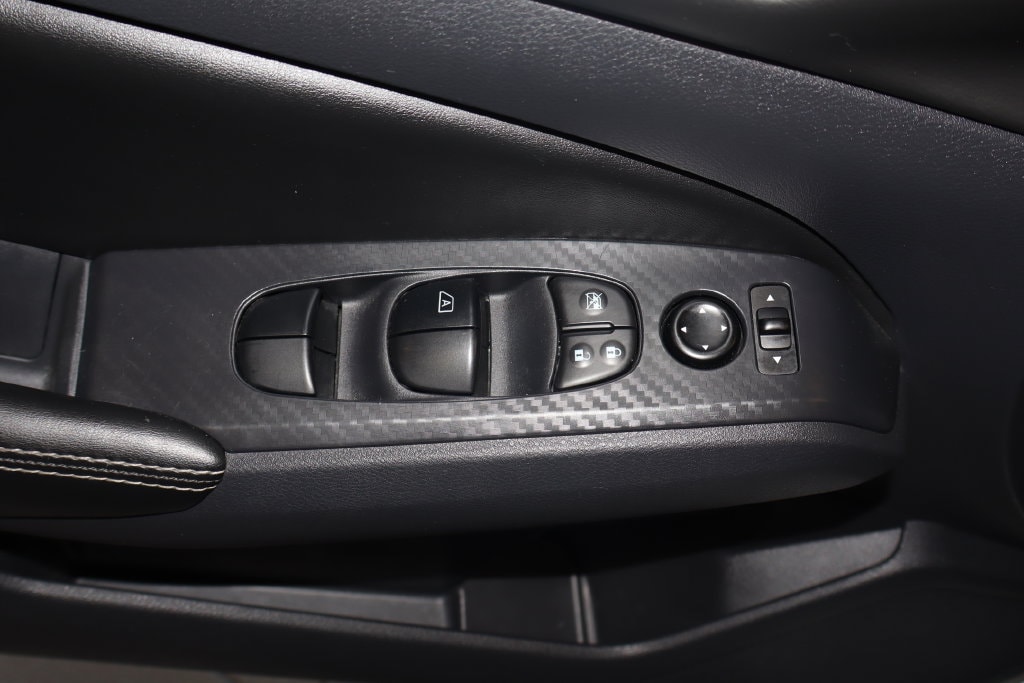2025 Nissan Altima SV - Photo 18