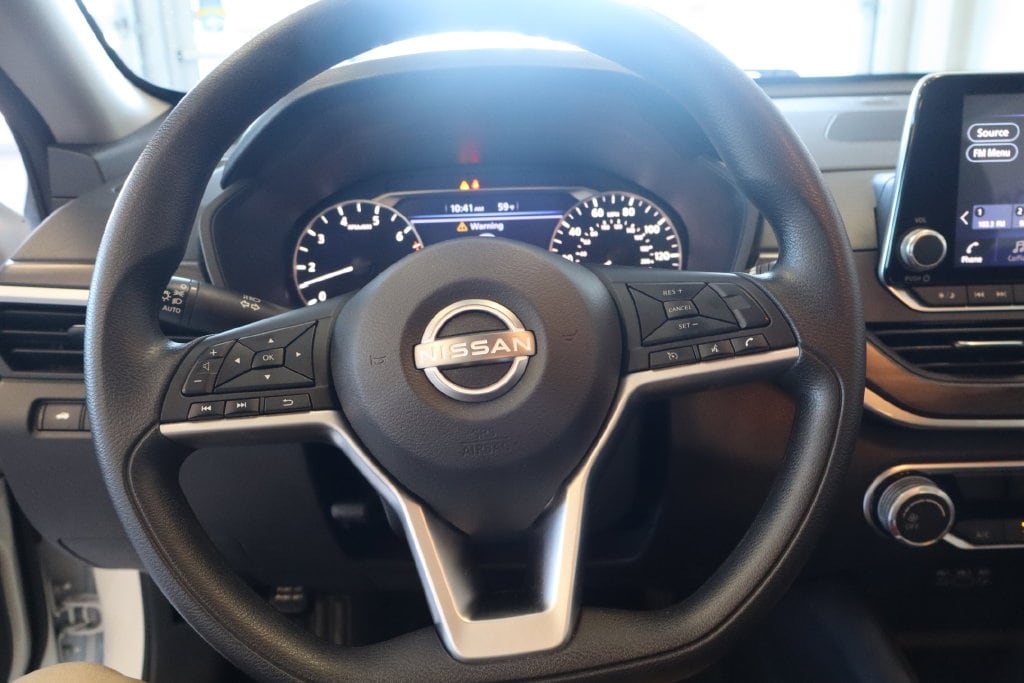 2025 Nissan Altima SV - Photo 24