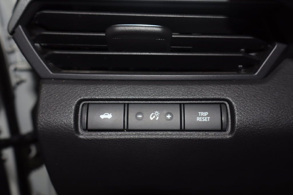 2025 Nissan Altima SV - Photo 19