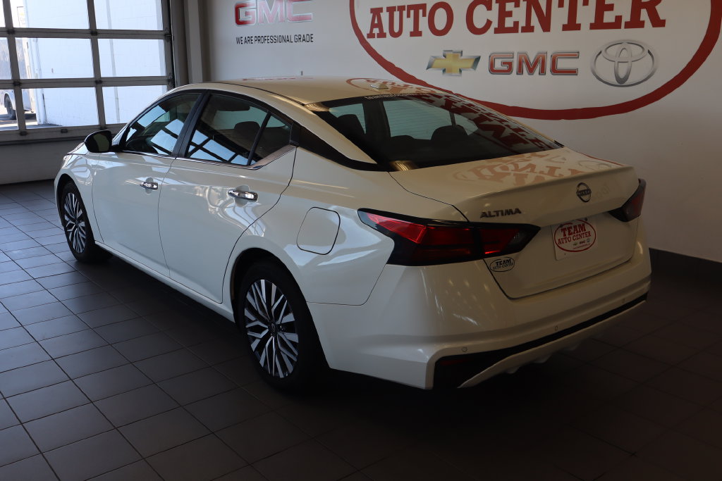 2025 Nissan Altima SV - Photo 7