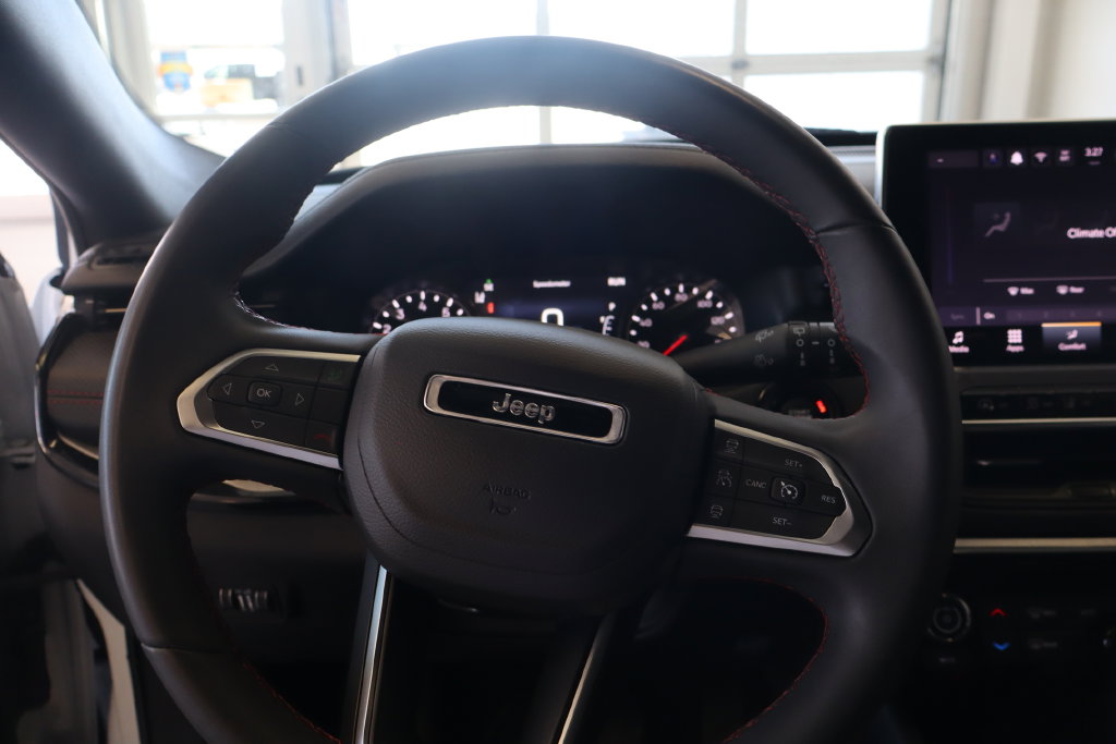 2025 Jeep Compass Trailhawk - Photo 25