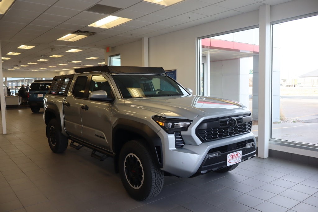 2026 Toyota Tacoma TRD Off Road - Photo 2