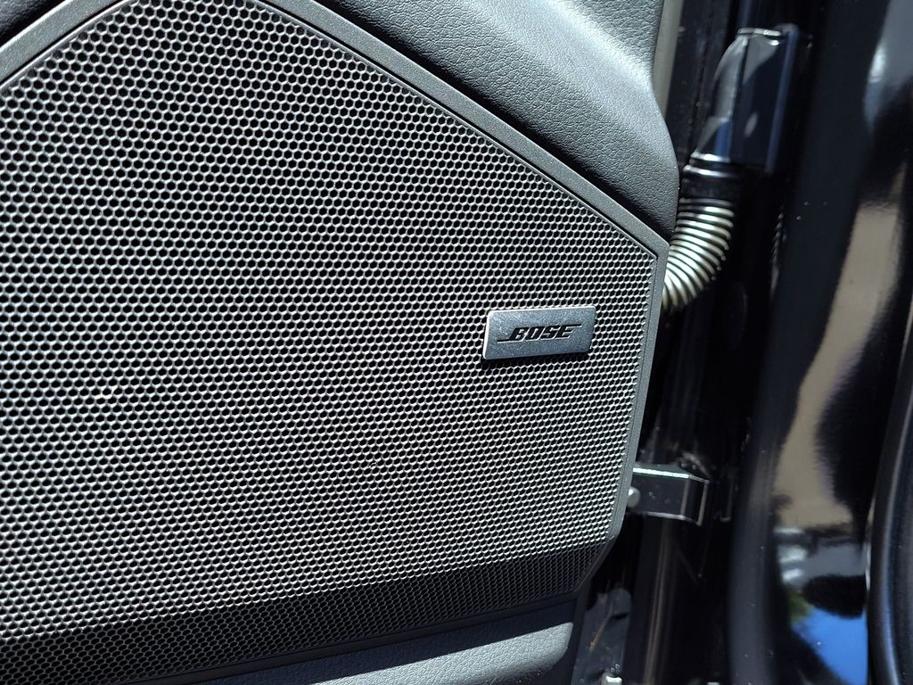 2022 Porsche Cayenne Base - Photo 11