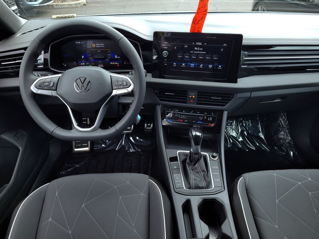 2026 Volkswagen Jetta Sport - Photo 6