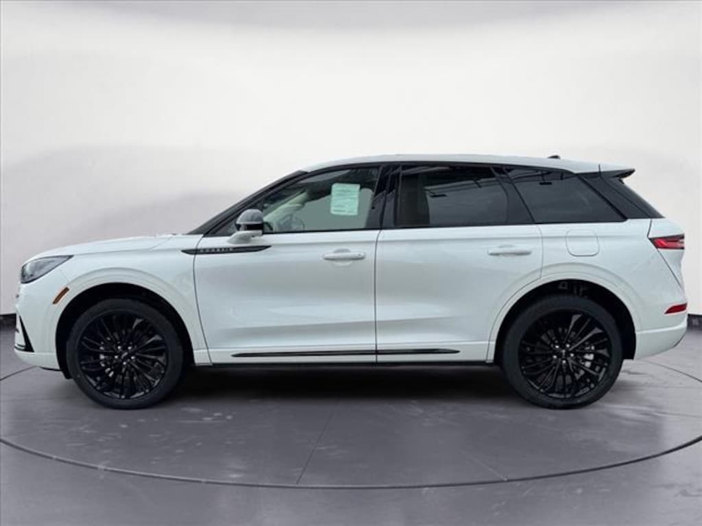 Used 2024 Lincoln Corsair Premiere SUV